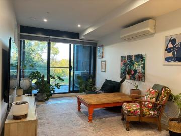 Modern 2 Bedroom Apartment