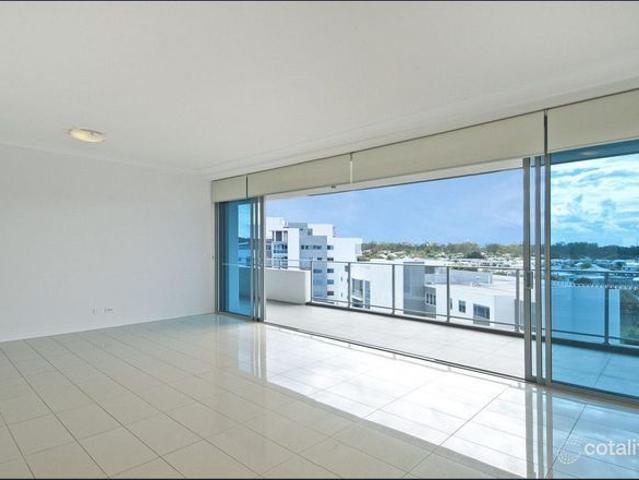 Modern 2 bedroom Apartment $700.00 per week until 20 July 2027
