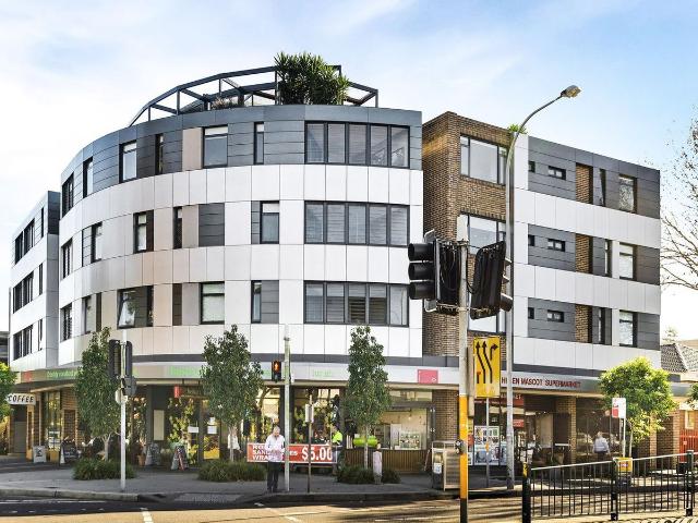 Modern 2 Bedroom Apartment, 1 Bathroom, 1 Car Space