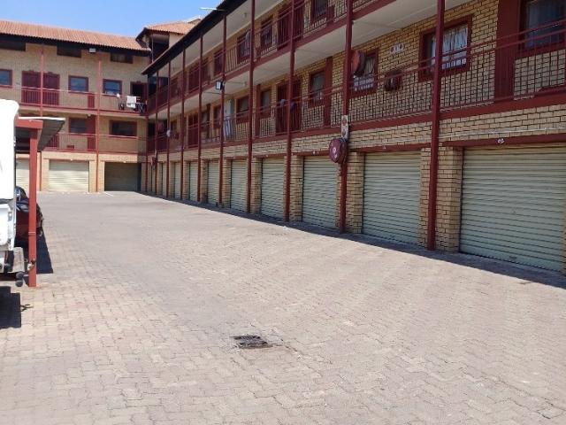 Modern 2 Bedroom Apartment to Rent in Kempton Park Central