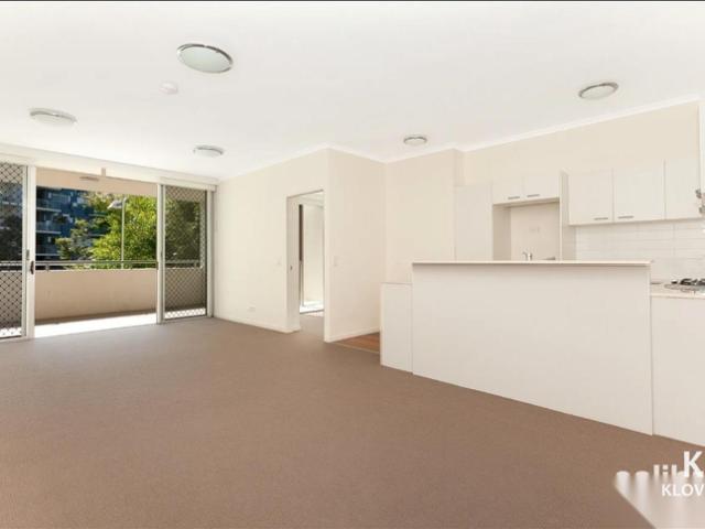 Modern 2 Bedroom Apartment with Air Conditioning Throughout I Prime Kelvin Grove Location!
