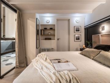 Modern 2 Bedroom Apartment with Designer Decor and Smart Amenities in General Oraa, Madrid Amsterdam Apartments for Rent