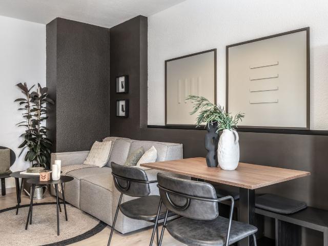 Modern 2 Bedroom Apartment with Designer Finishes on Orense Street, Madrid Amsterdam Apartments for Rent