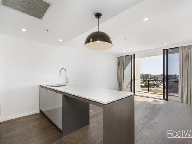 Modern 2 Bedroom Apartment with Resort Style Facilities in South City