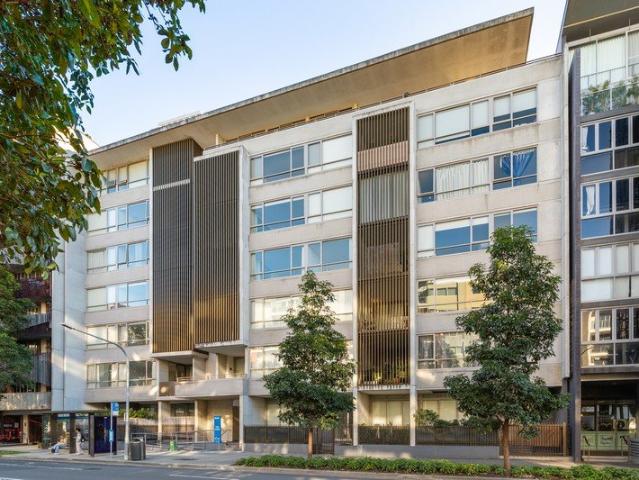 Modern 2 bedroom Apartment with Study for sale. Contact Agent 0451 929331 for more information