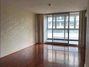 Modern 2 Bedroom Apartment with Secure Parking in the Heart of Adelaide