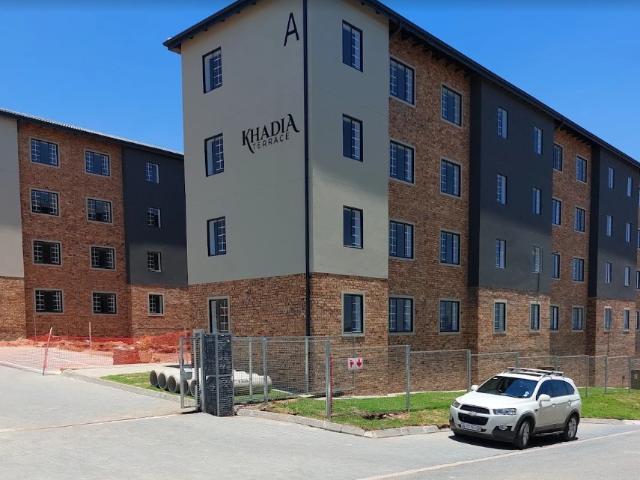 Modern 2 Bedroom Apartment with Spacious Open Plan Living