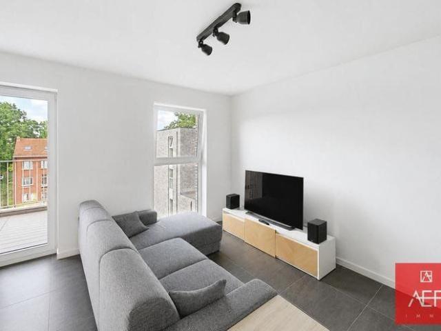 Modern 2 bedroom apartment with terrace and parking space