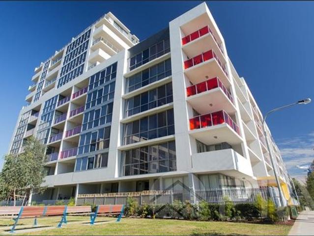 Modern 2 bedroom apartment close to amenities for lease