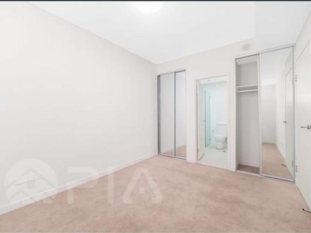 Modern 2 bedroom apartment close to amenities for lease