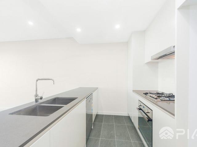 Modern 2 bedroom apartment close to amenities for lease