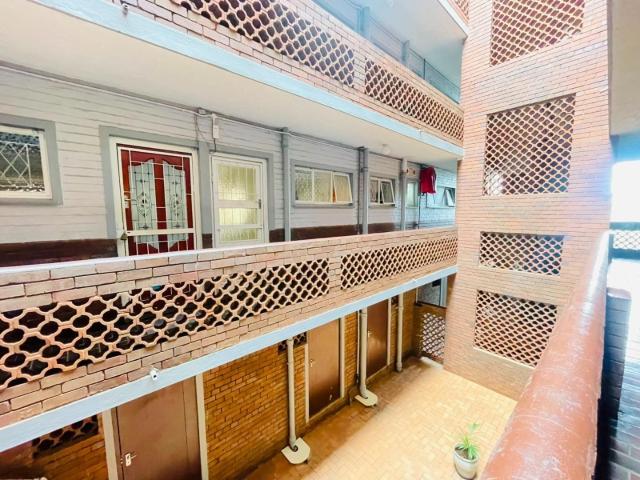 Modern 2 Bedroom Apartment for Rent in Windermere