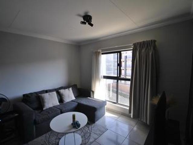modern 2 bedroom apartment in the boulders