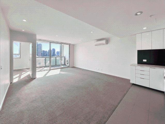 Modern 2 Bedroom Apartment in the Heart of Docklands