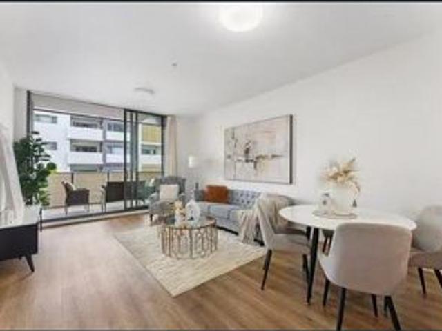 Modern 2 Bedroom Apartment in the Heart of Hurstville