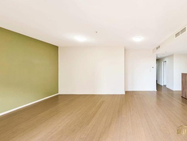 Modern 2 Bedroom Apartment in the Heart of Hurstville