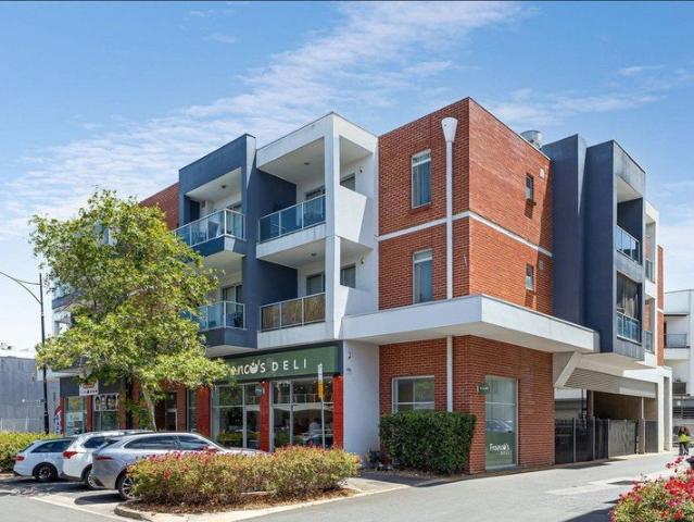 Modern 2 Bedroom Apartment in the Heart of Mawson Lakes
