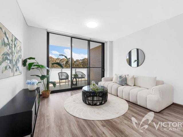 Modern 2 Bedroom Apartment in the Heart of Rouse Hill Contact Jonas Liu 0415 558 502