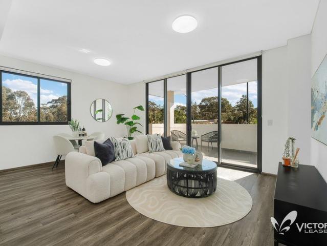 Modern 2 Bedroom Apartment in the Heart of Rouse Hill Contact Jonas Liu 0415 558 502