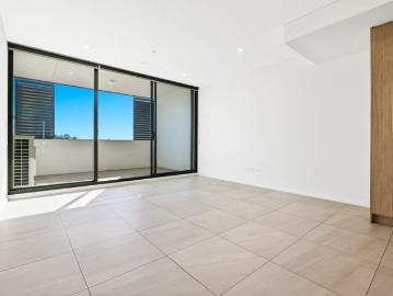 Modern 2 Bedroom Apartment in the Heart of Wolli Creek
