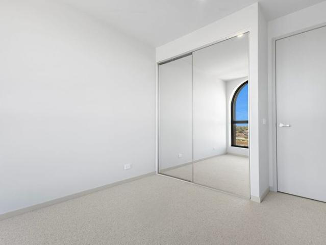 Modern 2 Bedroom Apartment in the Heart of Thomastown!