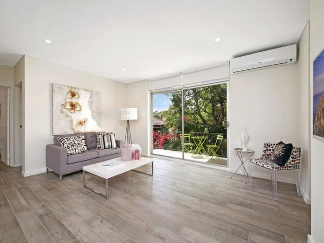 Modern 2 Bedroom Apartment in a Convenient Dulwich Hill Location