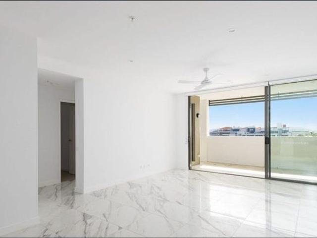 Modern 2 Bedroom Apartment in a Convenient Inner City Location