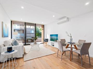MODERN 2 BEDROOM APARTMENT IN A PREMIER LOCATION
