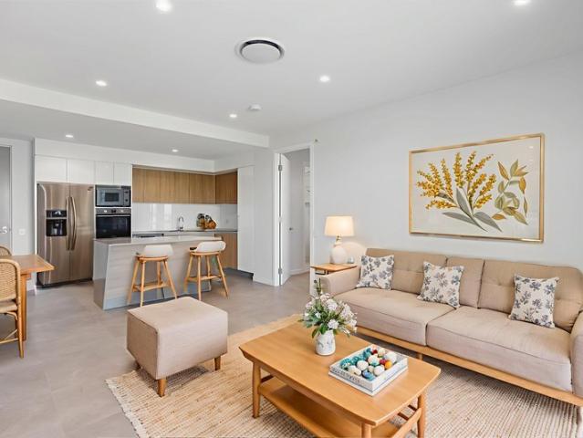 Modern 2 Bedroom Apartment in Brand New Building