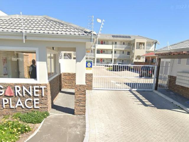Modern 2 Bedroom Apartment in Garnet Place Unit 36