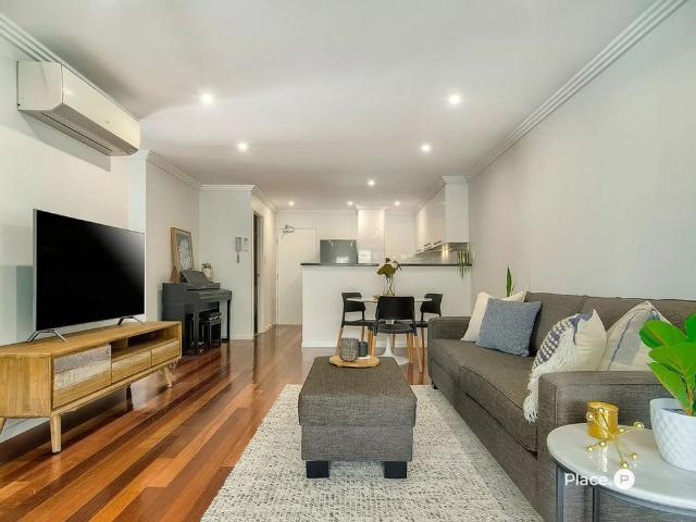 Modern 2 Bedroom Apartment in Prime Location – Comfort, Style & Convenience