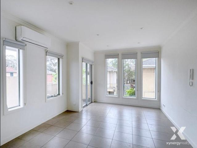 Modern 2 Bedroom Apartment in Prime Location, Don't miss it!