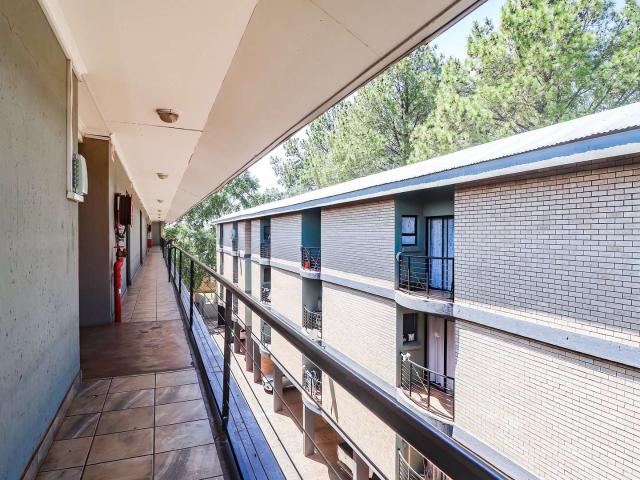 Modern 2 Bedroom Apartment in Prime Location – Silverwoods