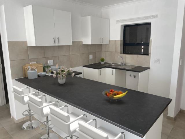Modern 2 Bedroom Apartment including 1 parking bay in Milnerton