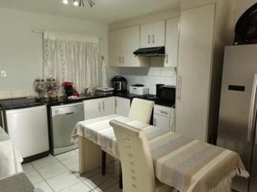 modern 2 bedroom apartment on the ma.