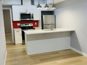 Modern 2 Bedroom Basement Suite in Hazeldean, Steps from Nature & Trendy Spots!