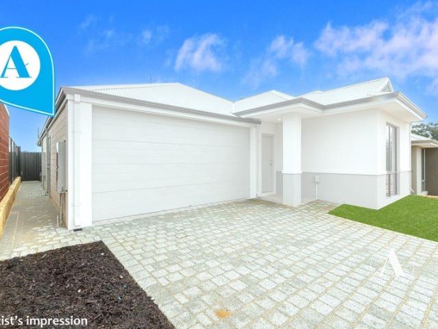 MODERN 2 BEDROOM DUAL LIVING HOME IN CONVENIENT LAKELANDS LOCATION