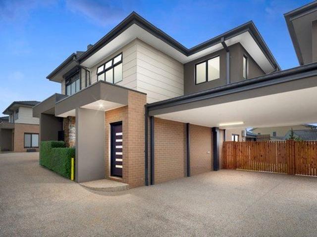 Modern 2 bedroom Delight.