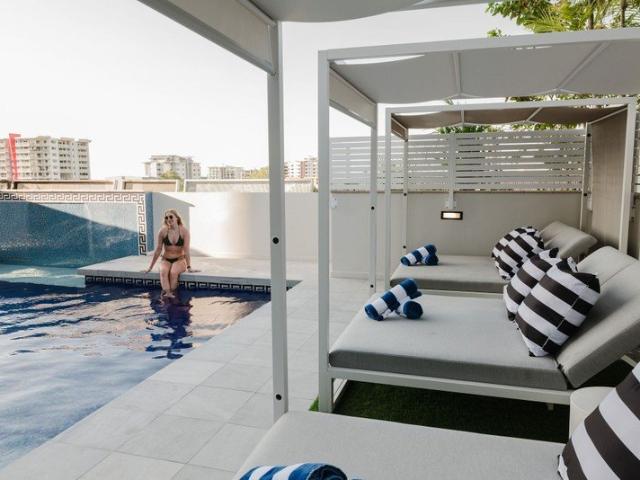 Modern 2 bedroom executive fully furnished unit
