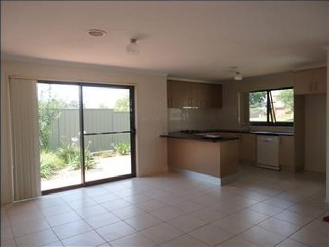 Modern 2 Bedroom Ensuite Home With Double Garage