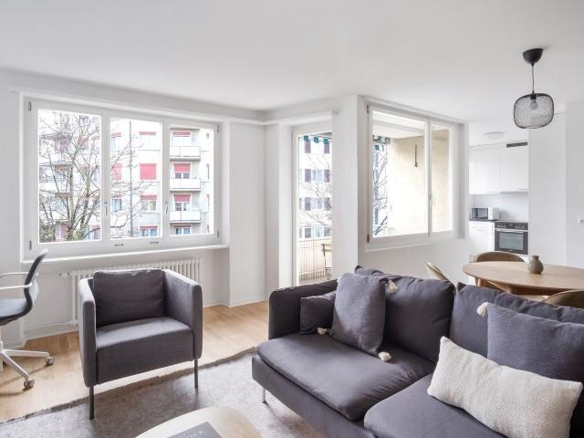 Modern 2 Bedroom Furnished Apartment in Oerlikon, Zurich Amsterdam Apartments for Rent