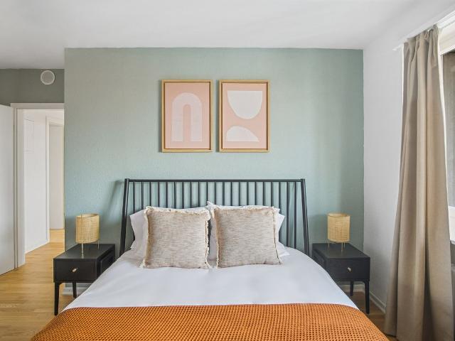 Modern 2 Bedroom Furnished Apartment in Oerlikon, Zurich Amsterdam Apartments for Rent