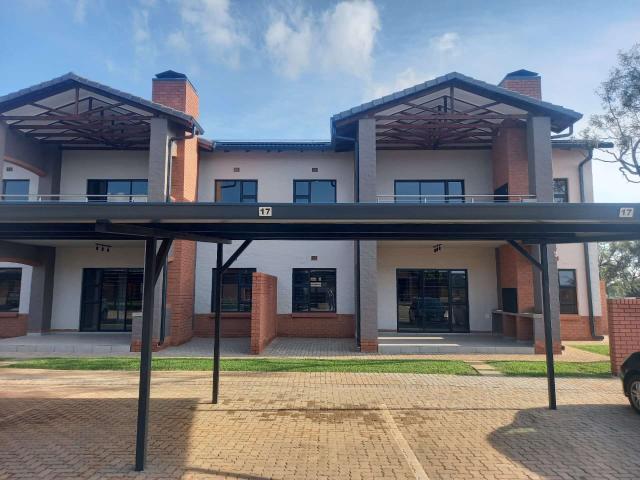 Modern 2 Bedroom First Floor Apartment – Secure Living in Rietvalleirand