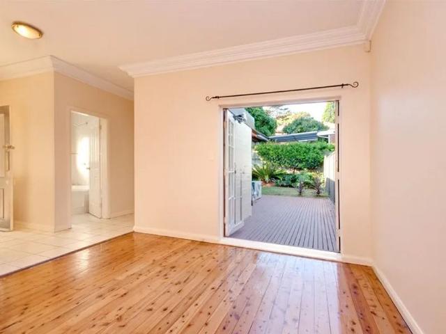 Modern 2 Bedroom Freestanding Home – Central & Convenient Location