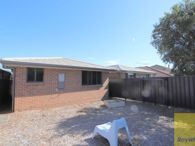 Modern 2 Bedroom Granny Flat in Convenient Location