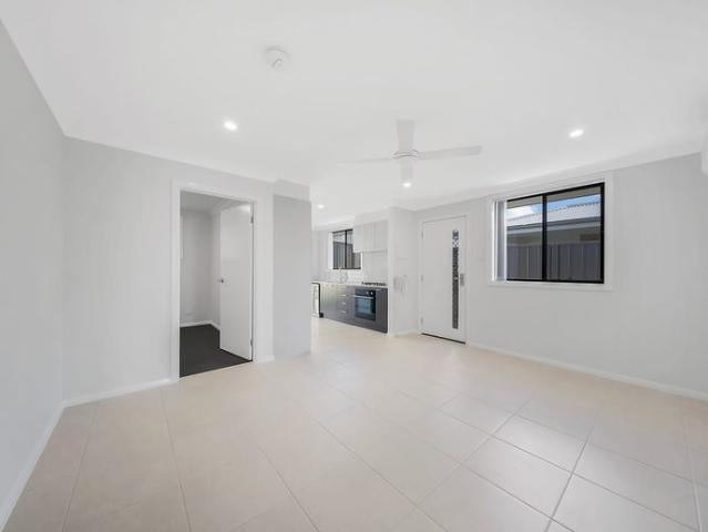 Modern 2 Bedroom granny flat in Gillieston Heights