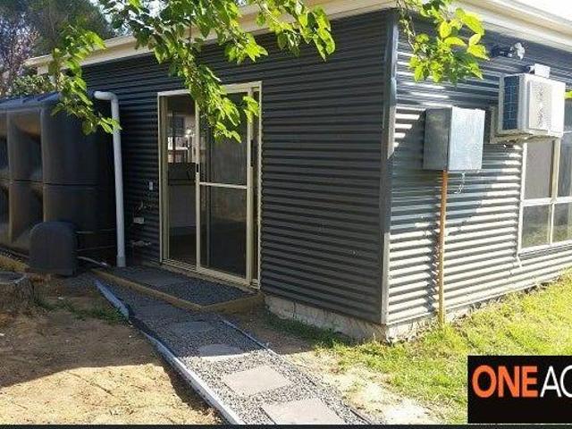 Modern 2 Bedroom Granny Flat with Private Yard