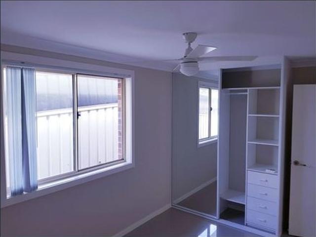 Modern 2 Bedroom Granny Flat with Private Driveway & Parking for Two Cars