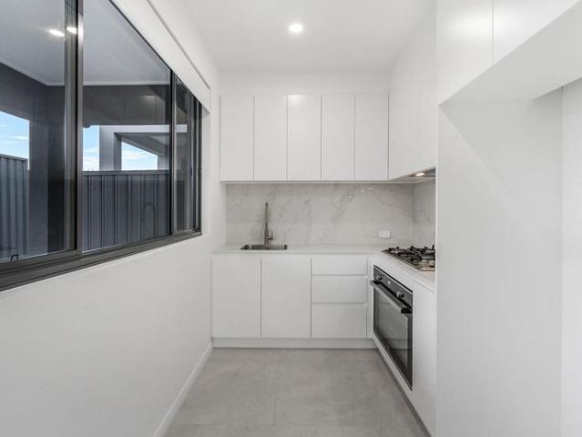 MODERN 2 BEDROOM GRANNY FLAT