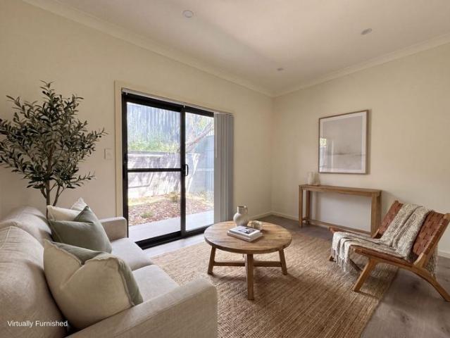 Modern 2 Bedroom Granny Flat!